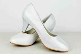 Menyasszonyi cipő