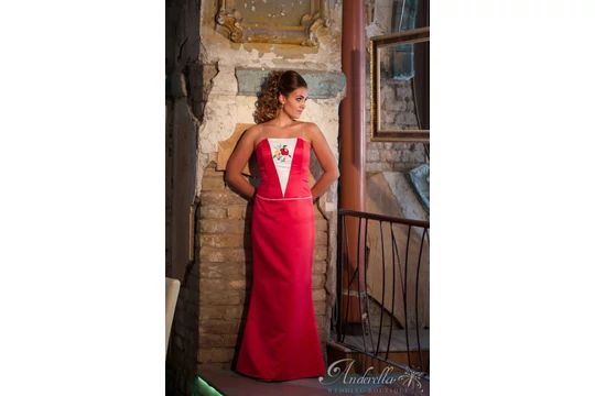 ELEGÁNS MAGYAROS ELEGÁNS MAGYAROS