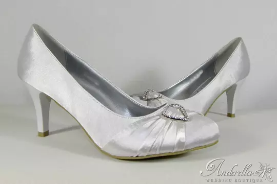 Szives szatén menyasszonyi cipő - 40