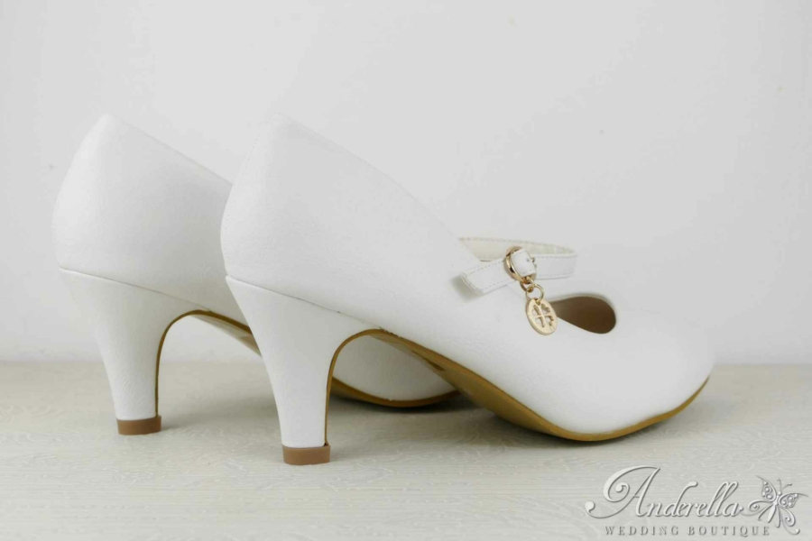 Alacsony sarkú menyasszonyi cipő - keresztpántos