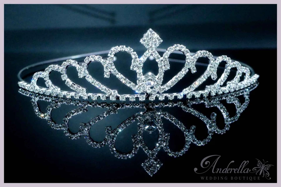 Tiara - ékköves