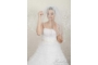 Kép 1/4 - 3 rétegű, szatén szalaggal szegett menyasszonyi fátyol apró gyöngyökkel díszítve, törtfehér