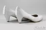 Kép 2/2 - Fehér szatén menyasszonyi cipő- alacsony sarokkal - 36