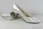 Kép 1/2 - Középmagas, fényes szatén menyasszonyi cipő