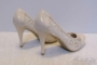 Kép 2/2 - Csipke menyasszonyi cipő - púder színű